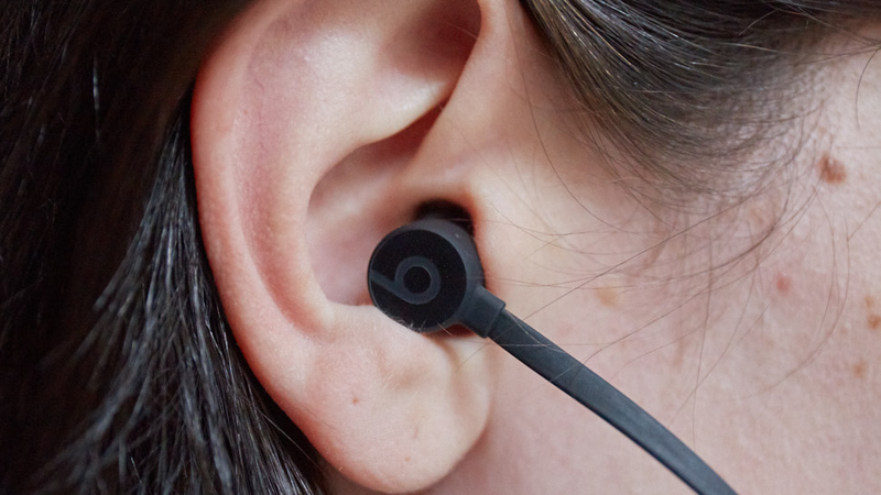 Illustration for article titled The Beats X Earbuds Are AirPods For People Who Like to Move